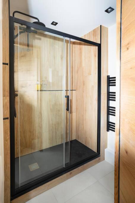 Apartment Standing -t3- Centre